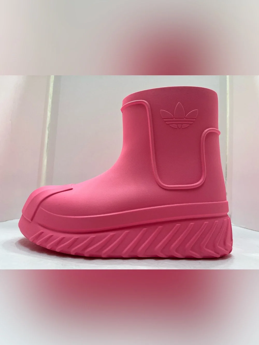 adidas adiFOM Superstar Boot Pink Frenzy Womens Size 8.5 NWOB IE4613